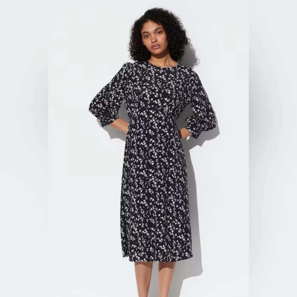 BNWT Uniqlo 3/4 Sleeve Floral Dress
